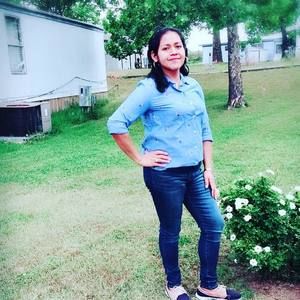 Meet your Posher, Ines